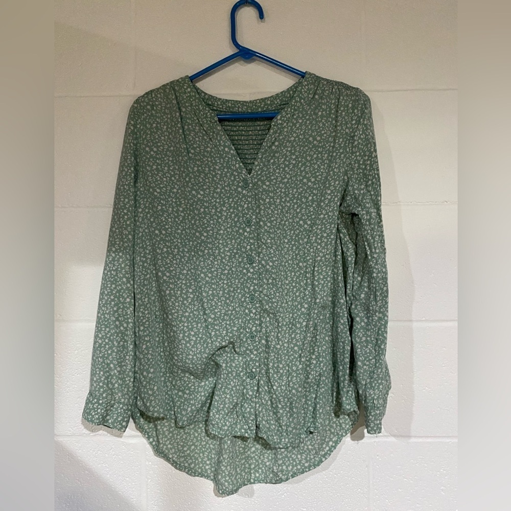 Womens blouse small
